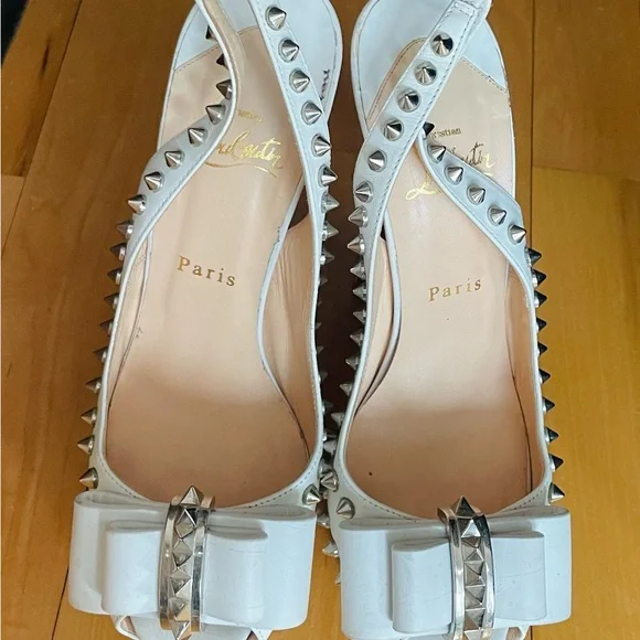 Authentic Christian Louboutin Lady Clou 150 White Studded Peep-Toe Heels